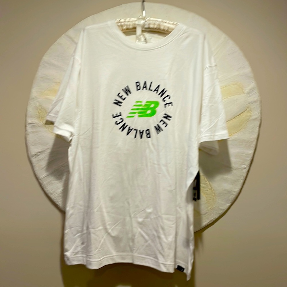 Men’s New Balance Tshirt .. brand new!